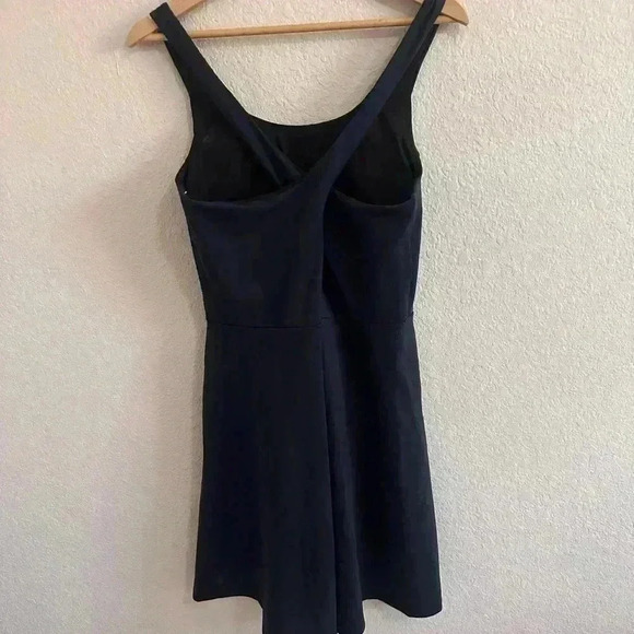 Zella Daybreak Cross Back Tennis Dress - Picture 5 of 7